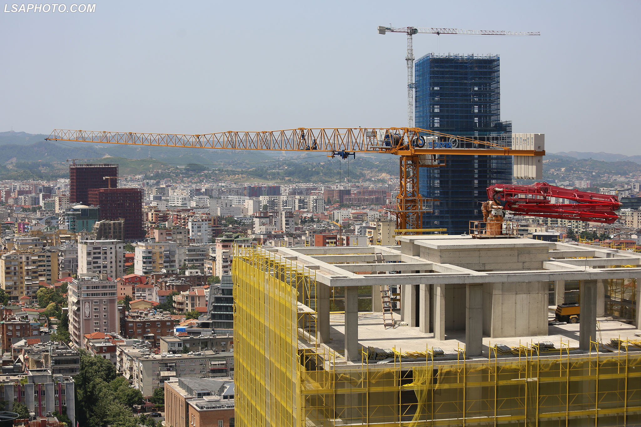 Nërtime, Tiranë, beton, pallate