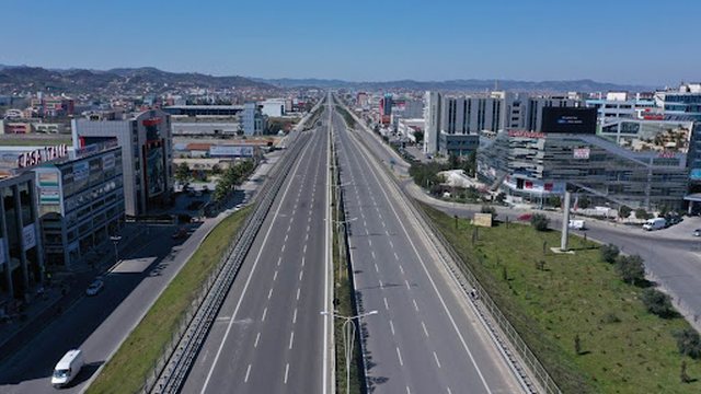 Nga nesër, devijohet trafiku në autostradën Tiranë-Durrës