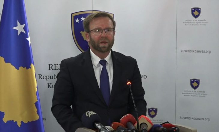 Haki Abazi jep dorëheqje nga Komisioni Hetimor për Energji