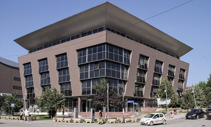 Ministria e Arsimit mban konferencë për media