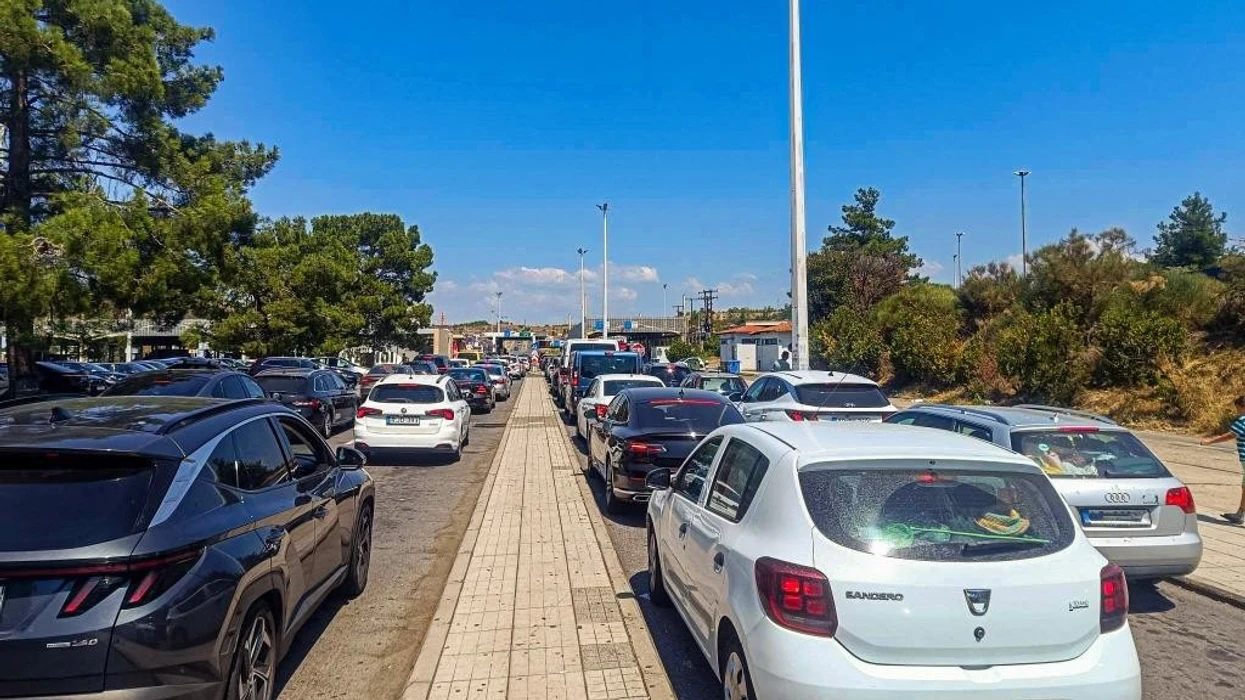 Trafiku i shtuar në rrugë, pritje rreth 45 minuta në Bogorodicë