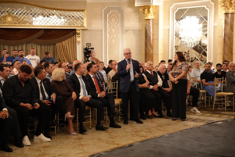 Vizita në SHBA, Bajraktari: Berisha po lufton për Shqipërinë kundër rivalëve politikë që nuk lejojnë zgjedhje të lira