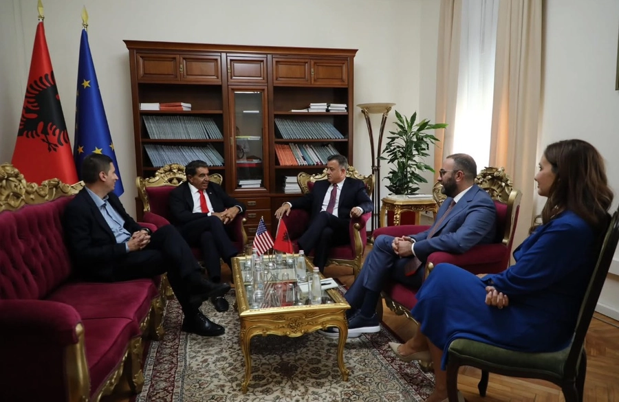 PD, me të Dërguarin Special të Trump: Shqipëria përballet me kapjen e shtetit, korrupsionin dhe deformimin e zgjedhjeve