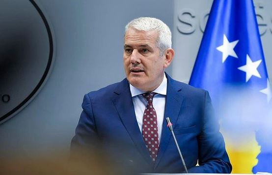 Gjykata del me njoftim pasi e dënoi Xhelal Sveçlën: Dënimi me burg nuk i ekzekutohet nëse s’kryen vepra brenda një viti
