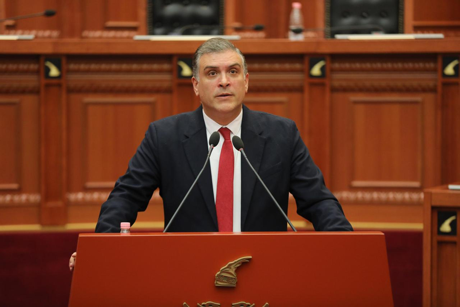 ‘Mos u trembni nga vezët e qytetarëve...’/ Blushi - Mazhorancës: Hiqni shtetrrethimin e jepni llogari!