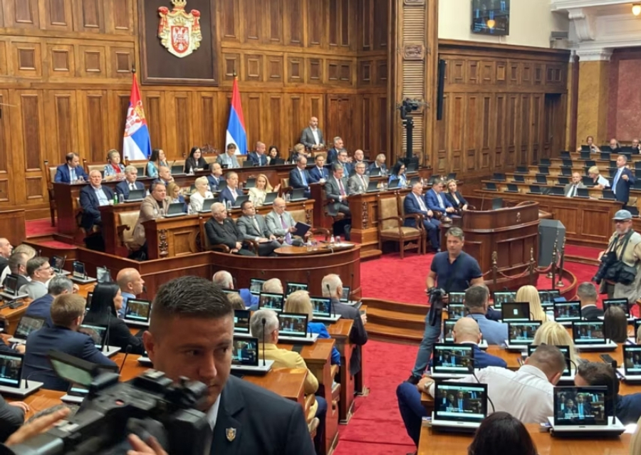 Kryeministri i Serbisë i kërkon presidentit ta shpërndajë Parlamentin