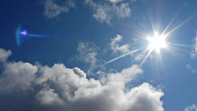 Kthjellime dhe vranësira, si parashikohet moti për ditën e sotme