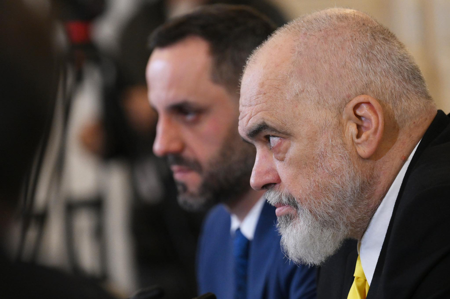 BIRN: Rama shkarkon ministrin e Brendshëm pa motivacion publik dhe pa treguar rolin që do të ketë më tej