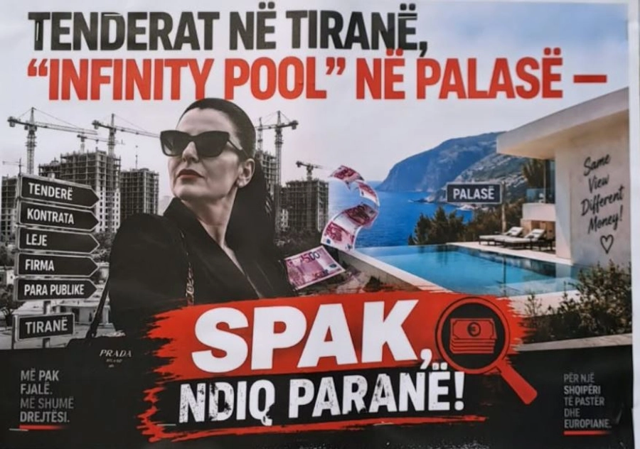 FOTOLAJM/ Pankartat pikante ndaj Ramës dhe Ballukut: “Tenderat në Tiranë, ‘infinity pool’ në Palasë”