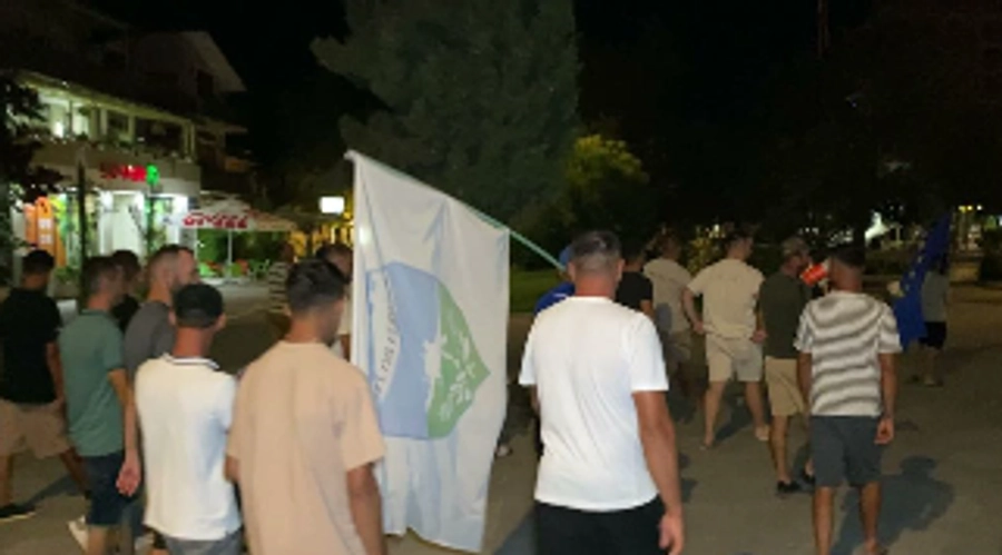 43 ditë kundër ‘Territoriales’/ Divjaka në protestë për të mos u bashkuar me Lushnjën
