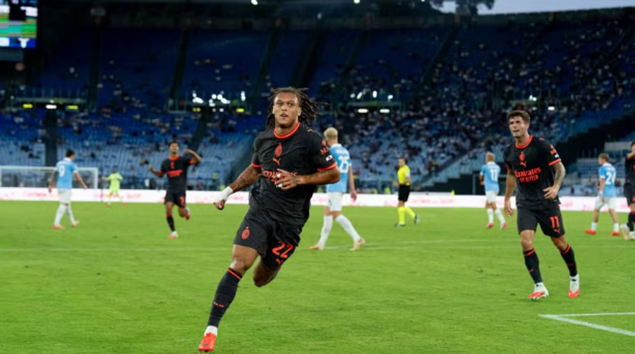 VIDEO/ Diego Moreira futet si zëvendësues dhe shmang humbjen e Milanit ndaj Lazios