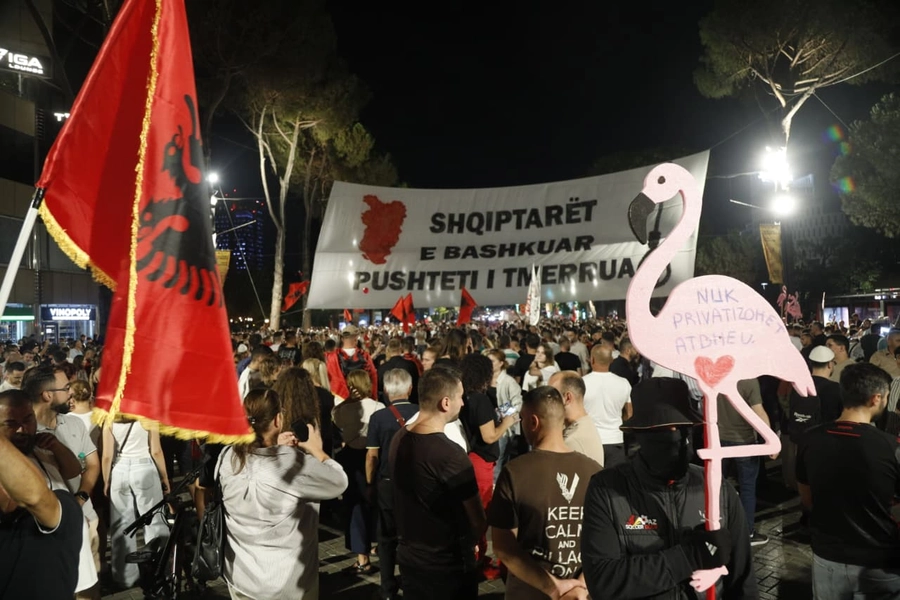 Protesta në ditën e 106-të, diaspora i bashkohet sërish qytetarëve që kërkojnë dorëheqjen e Ramës