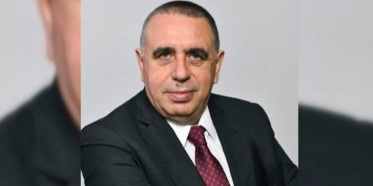 John Goci konkurron Donald Trump, sa do të shkojë ankandi?