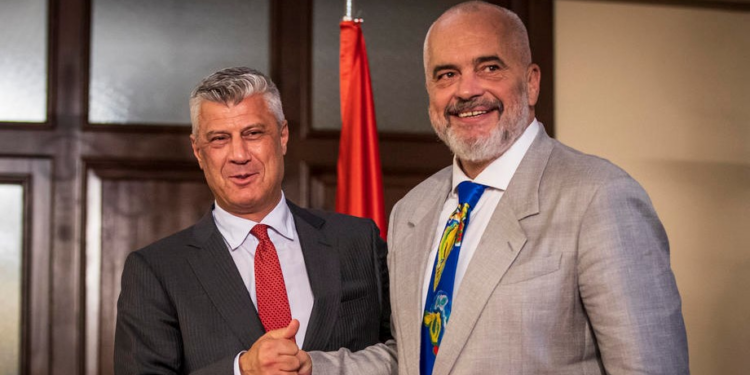 “Farsa është në ditët e fundit”- Në prag të vendimit për Thaçin, reagon Rama: Liri për çlirimtarët! Hashimi do triumfojë me forcën e të vërtetës