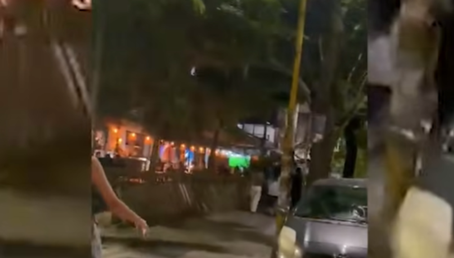 ‘Rama në burg, Belinda në burg’/ Protestuesit ‘zënë mat’ Ballukun: O hajdute! Te cila vilë do të shkosh?