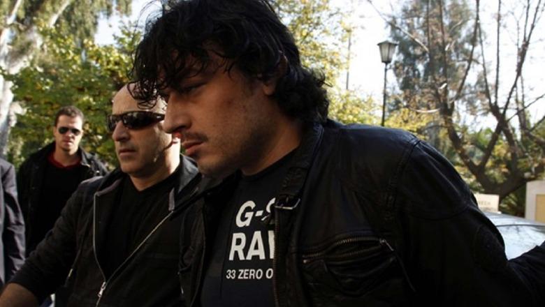 Alket Rizai shpallet në kërkim në Greqi, nuk u kthye në burg pas përfundimit të lejes së posaçme! Para arratisjes u përfshi edhe në një sherr me armë zjarri