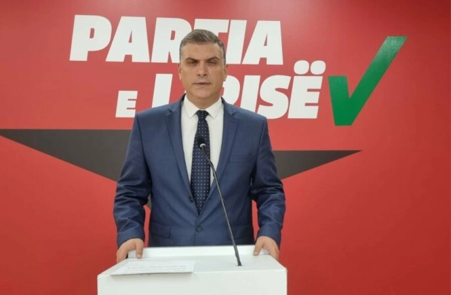 Kërcënimi me vdekje ndaj gazetarit Stafës, terror shtetëror! Blushi: Përgjegjësia është e Edi Ramës