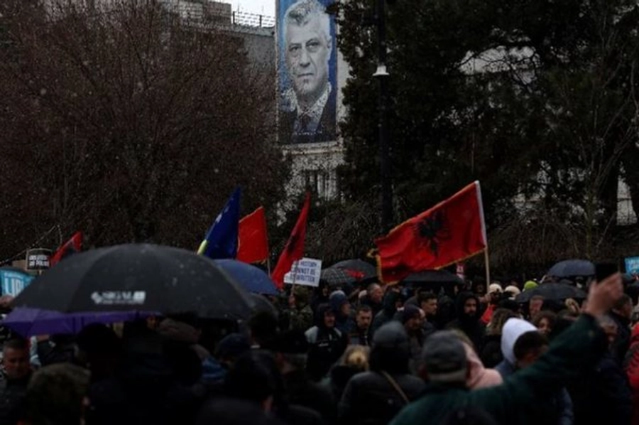 Gjyqi ndaj ish-krerëve të UÇK-së/ Reuters: Vendimi mund të tronditë raportet e Kosovës me Perëndimin