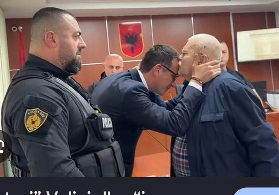 GJL e la në burg/ Dylgjeri ironizon kryebashkiakun Erjon Veliaj: Shyqyr që na shpëtoi Berti!