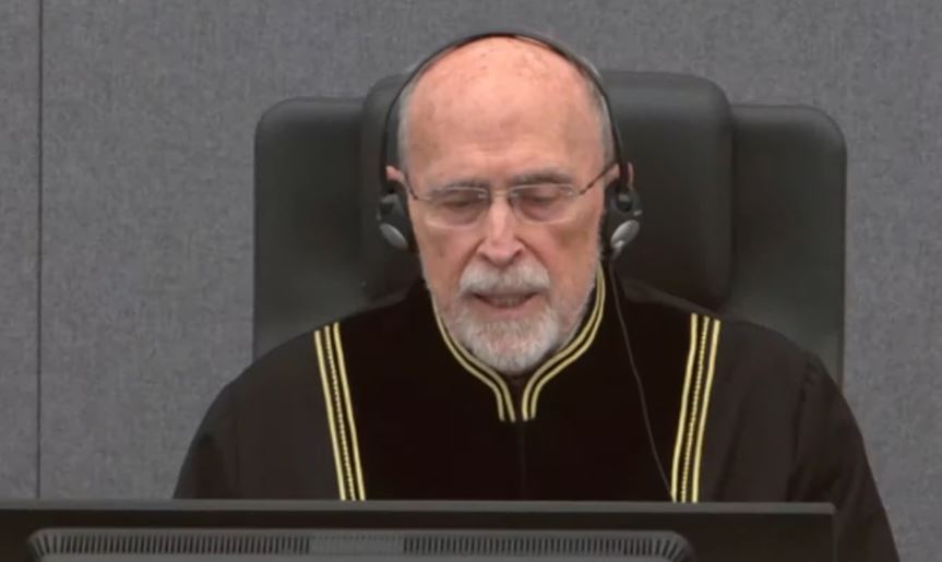 Haga nis leximin e vendimit ndaj Thaçit, gjyqtari Smith: Kjo çështje nuk ka të bëjë me pastërtinë e luftës së UÇK-së