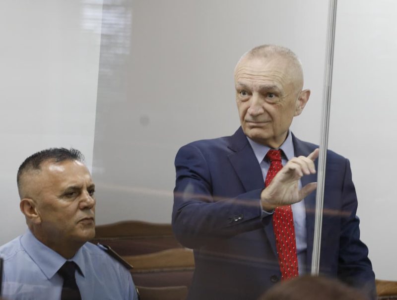 Ilir Meta në Apelin e Posaçëm: Kam qenë në çdo seancë, pse të më pezullohen afatet e paraburgimit?