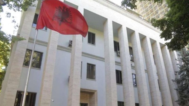 “Kuvendi nuk mund të relativizojë Kushtetutën” – Gjykata e Lartë kërkon të mos votohet drafti për pagat e magjistratëve