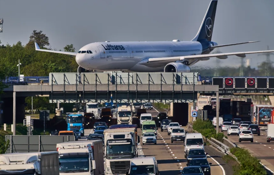 Aeroporti 'Charleroi' në Belgjikë anulon rreth 40 fluturime