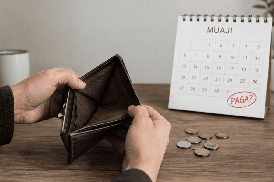 Gati gjysma e shqiptarëve kanë vështirësi të mbyllin muajin