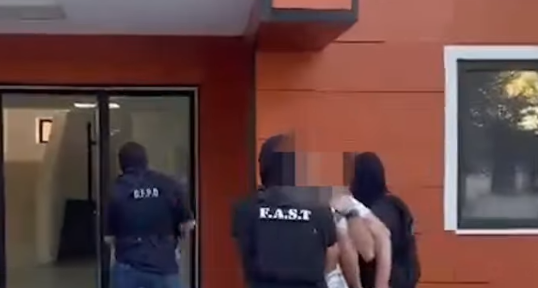 Tentativë vrasjeje, drogë dhe municion luftarak, arrestohen në Itali dy shqiptarë