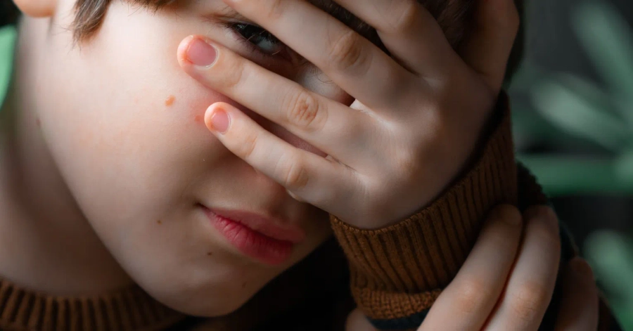 Ç'lidhje ka trauma e fëmijërisë me supremacinë e të bardhëve?