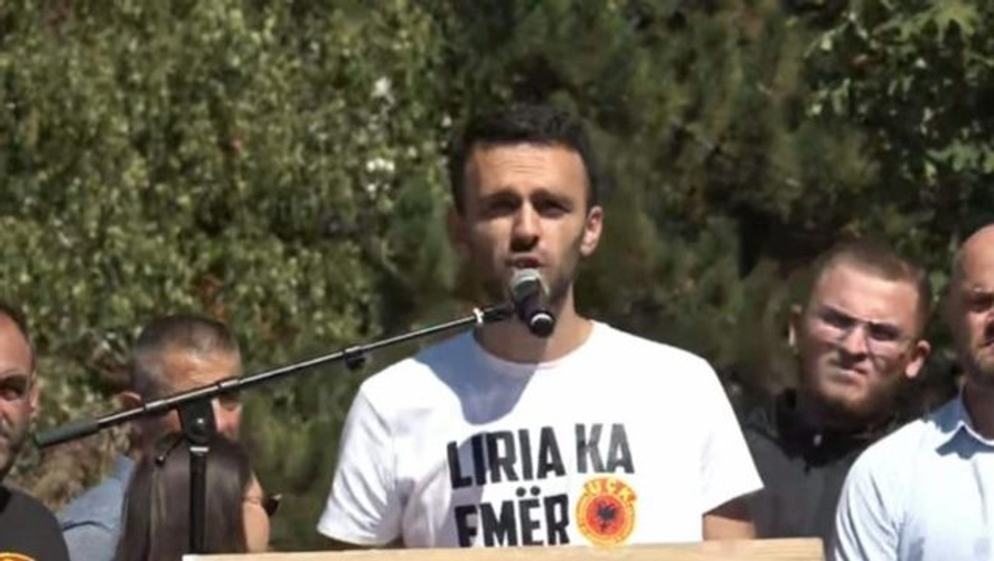 Djali i Jakup Krasniqit: S’dorëzohemi, të bashkohemi të gjithë, shqiptarët e partitë politike