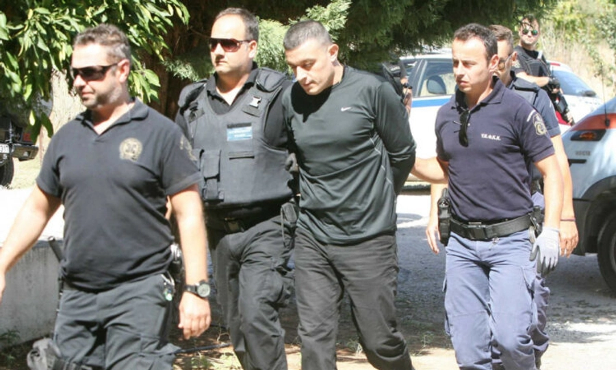 Greqi - 'Vrasja mafioze' në burg, dosja e Alket Rizait! Dëshmitë: E goditi me tre plumba në kokë