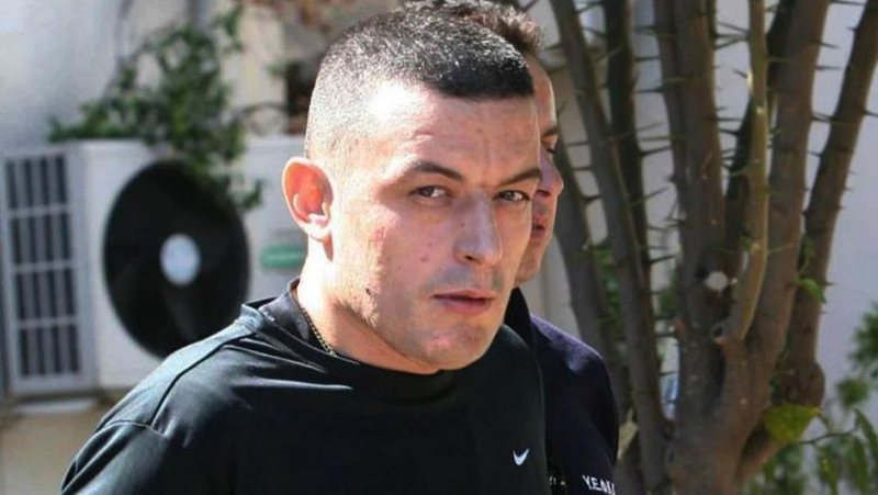 Alket Rizai në arrati, por del në pamjet e një vrasjeje brenda burgut! Kamerat e sigurisë e filmuan pranë skenës së krimit
