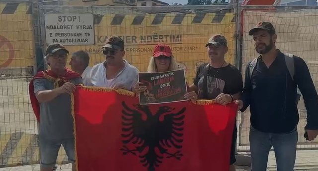 Protestë në Vlorë/ Qytetarët kundër muzeut hebraik