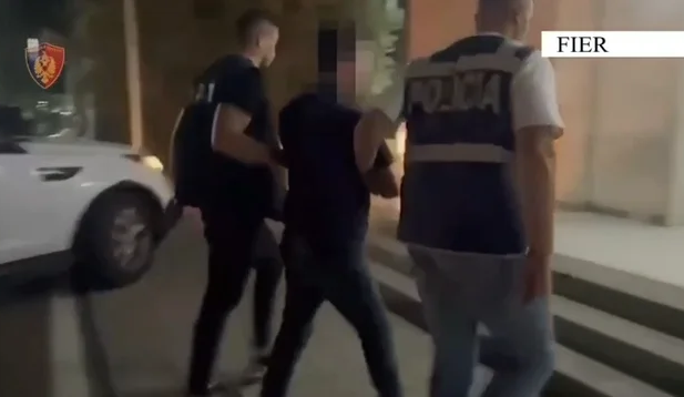 71.7 hektarë tokë me dokumente të dyshuara false, në burg ish-kreu i Kadastrës Fier