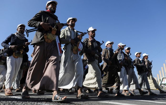 231210011624 01 Houthis Yemen 122023 696x440