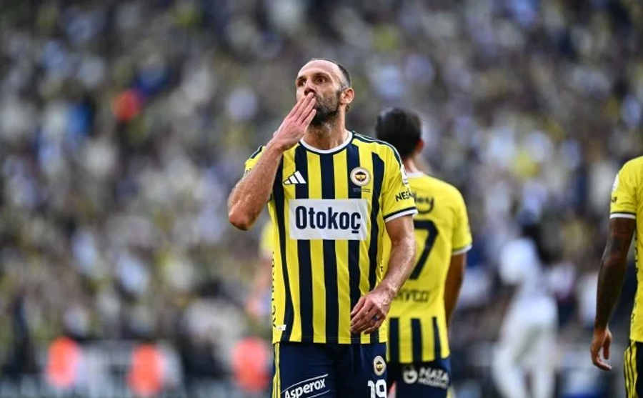 VIDEO/ Fenerbache shpartallon 8-0 kundërshtarin, Vedat Muriqi shënon 4 gola