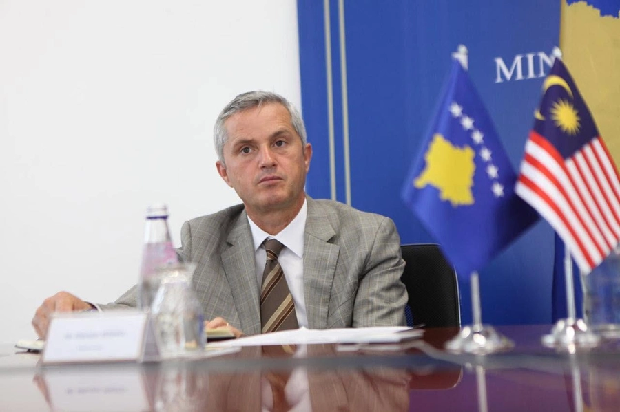 Nga UÇK-ja te UÇD-ja: Beteja e re e Kosovës është Diplomatike