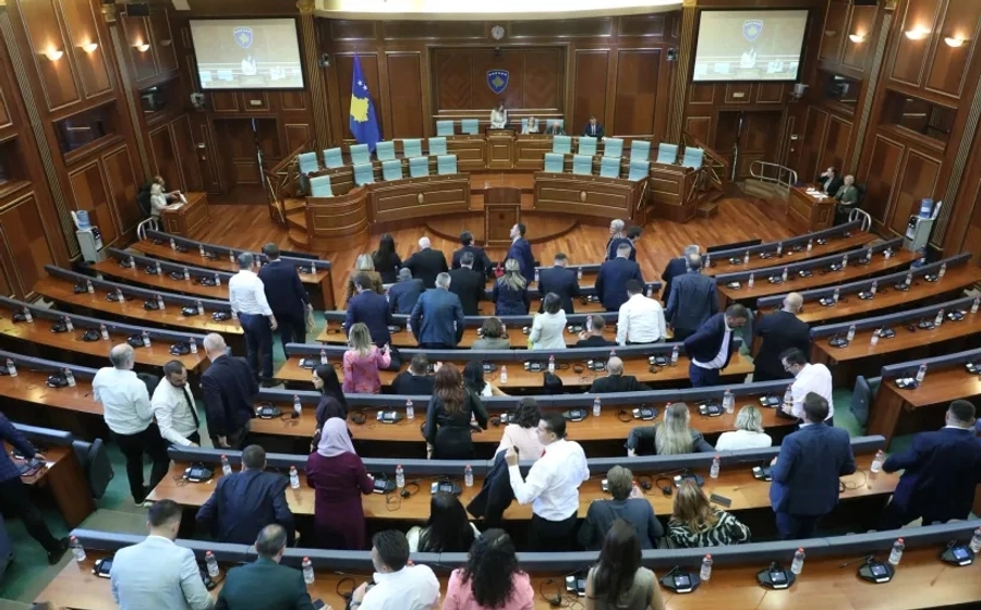 Kosovë/ Kushtetuesja: Kuvendi është konstituar, formimi i Qeverisë s’është antikushtetues! Presidenti, deri më 6 tetor