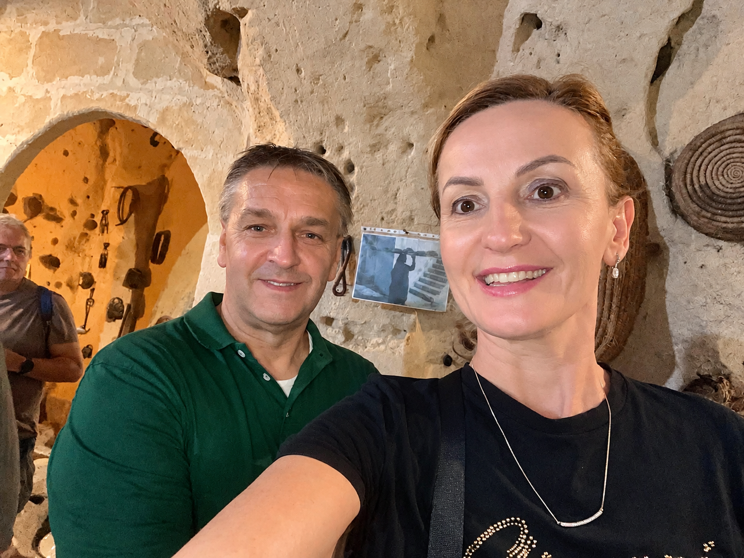 Çifti Brunilda Isufi dhe Mauro Borghi helmuan shqiptarët me djathë