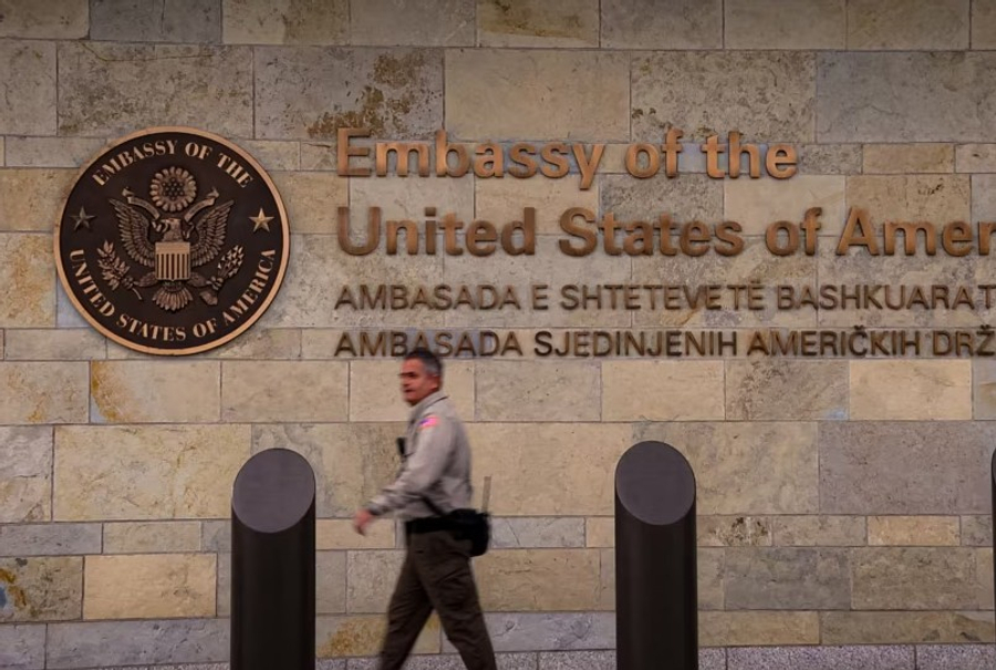 Ambasada amerikane: Mezi presim të punojmë me Qeverinë dhe Kuvendin e ri të Kosovës