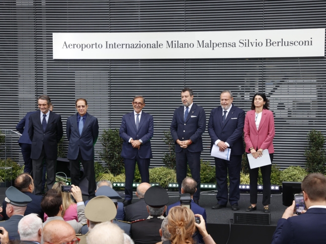 Aeroporti i Malpensas merr zyrtarisht emrin “Silvio Berlusconi”. Shpërthejnë polemikat