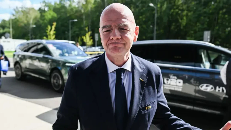 Tronditje në futbollin evropian, katër ligat e mëdha i dalin kundër FIFA-s