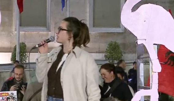 Aktivistja, Sidorela Vatnikaj: Rama duhet të thirret nga drejtësia, të hetohet dhe të arrestohet!