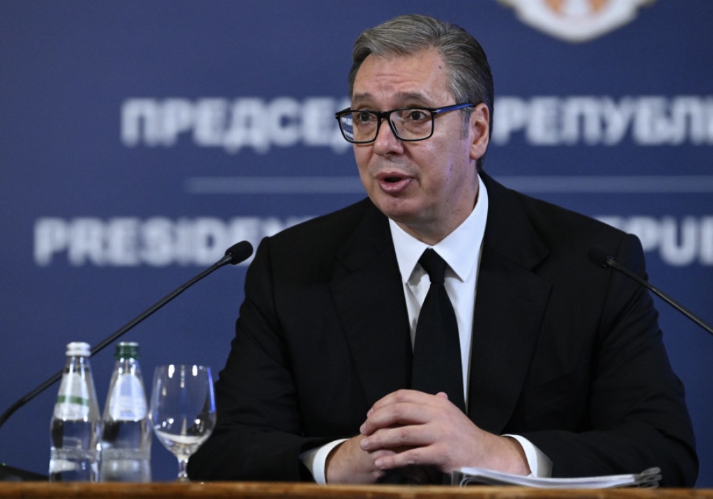 Vuçiç jep dorëheqjen si president i Serbisë, vendi drejt zgjedhjeve të reja