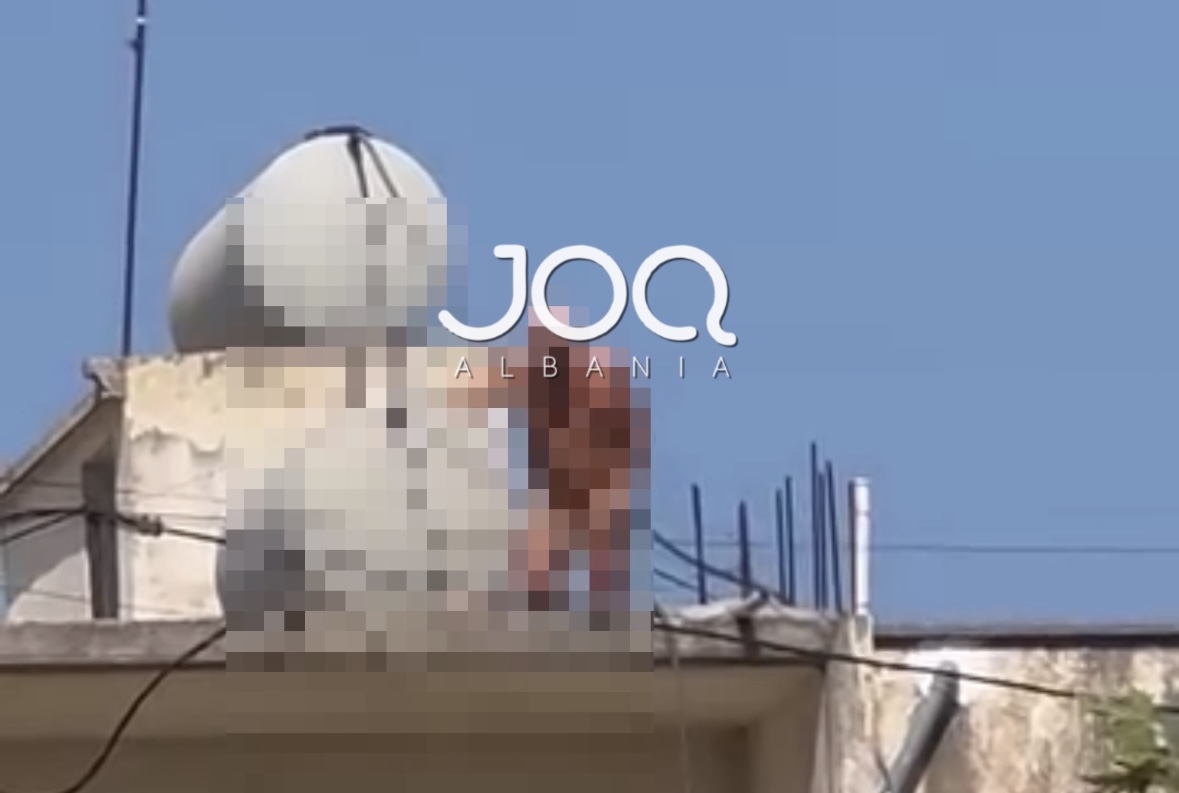 Vapa e shtatorit “tërbon” të moshuarin, lahet lakur*q në tarracë