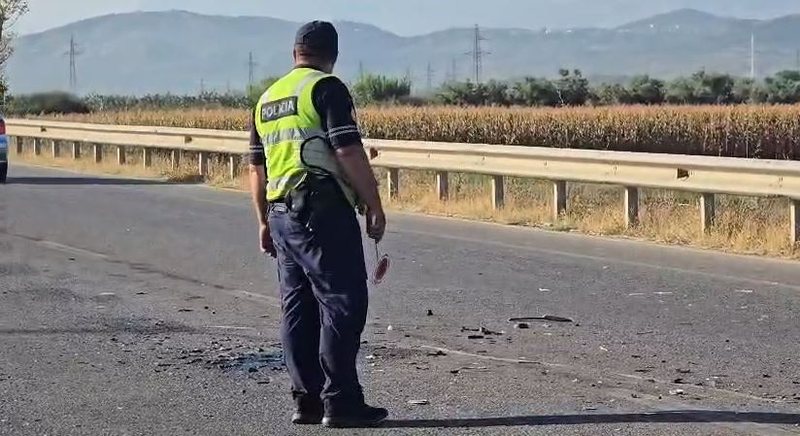 I mori babait makinën pa leje, por u përfshi në aksident tragjik! 16-vjeçari humb jetën në Pezë, plagoset shoku 15-vjeçar