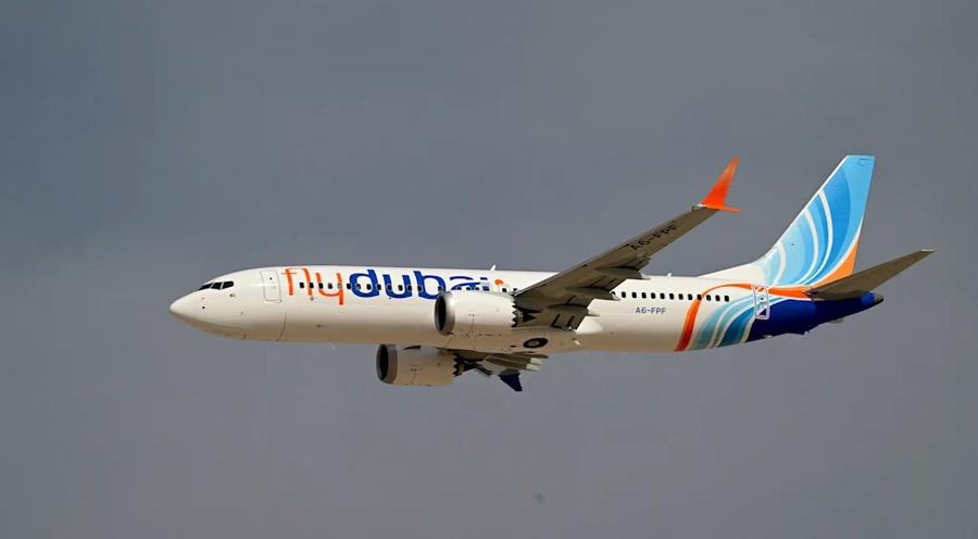 Ngjarja tronditëse: Bashkëpiloti tenton të rrëzojë avionin, e pengon piloti tjetër dhe pasagjerët