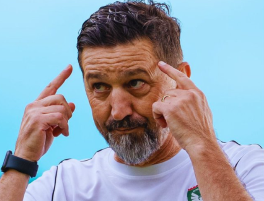 Besnik Hasi dënohet në Turqi pas fitores me Beshiktashin