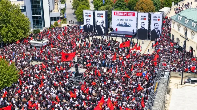 “Jo në emrin tim”, sot protestë masive në Prishtinë kundër vendimit të Hagës